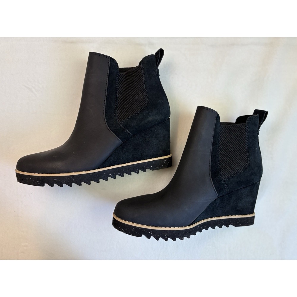 Tom's Black Suede Ankle Wedge Bootie Women's 10 Low‎ Top - Picture 4 of 9